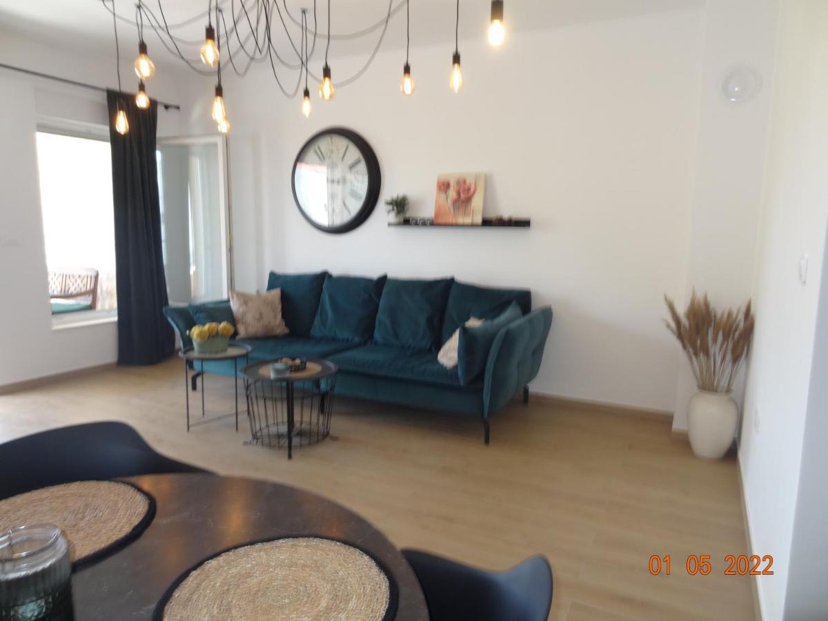 Fantazija Lägenhet Vodice Exteriör bild