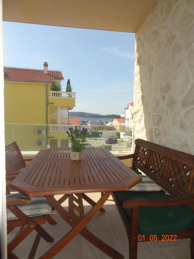 Fantazija Lägenhet Vodice Exteriör bild